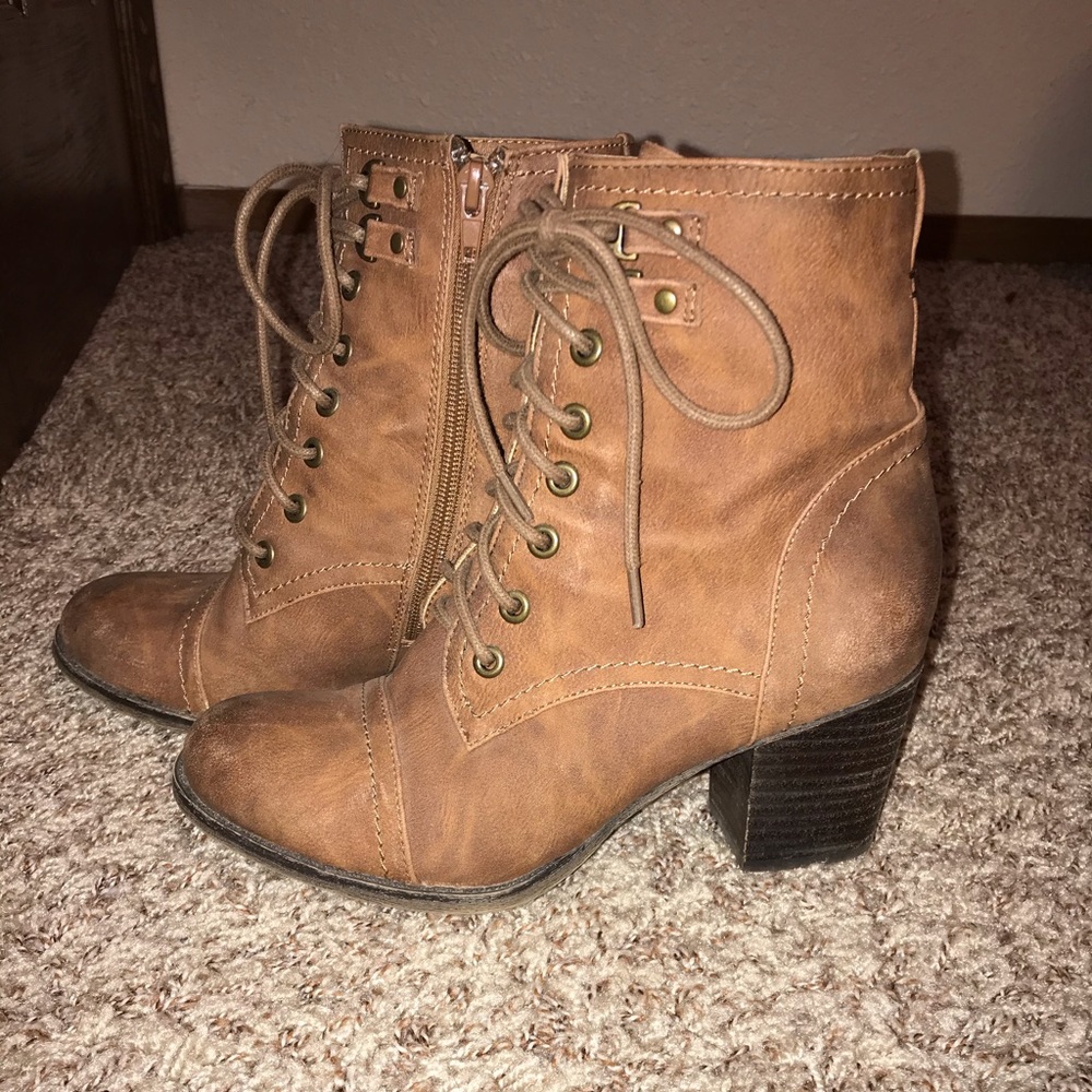 Size 7 madden girl boots